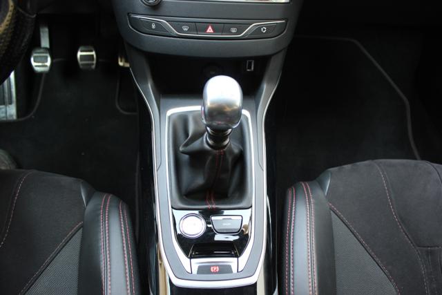 PEUGEOT 308 usata, con Sistema di navigazione