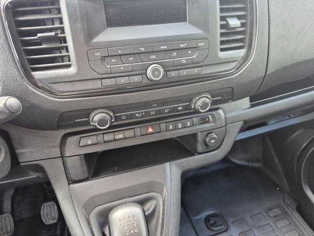 OPEL Vivaro usata, con Park Distance Control