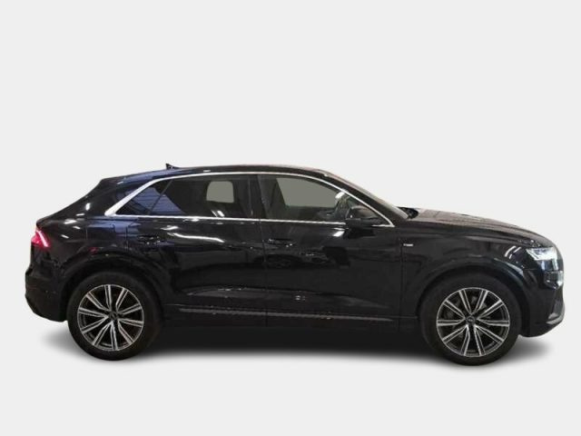 AUDI Q8 usata, con Autoradio