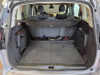PEUGEOT 5008 usata, con Climatizzatore