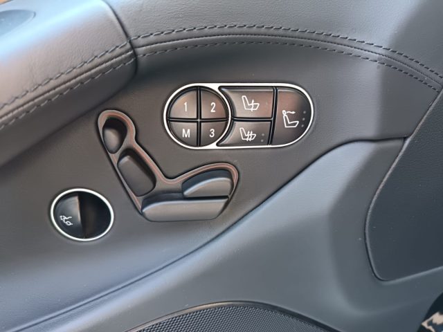 MERCEDES-BENZ SL 63 AMG usata, con ESP