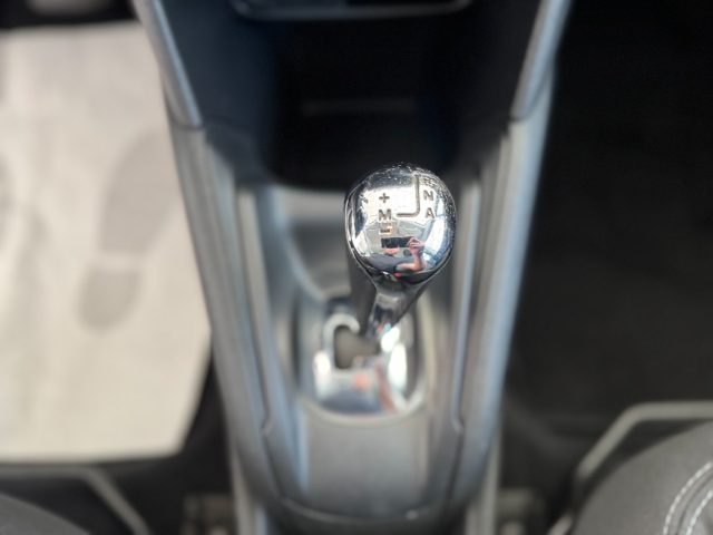 PEUGEOT 208 usata, con Specchietti laterali elettrici