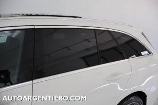 MERCEDES-BENZ C 220 usata, con Sensori di parcheggio anteriori