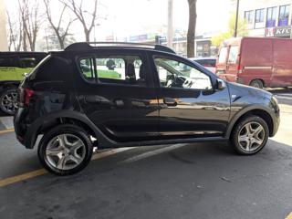 DACIA Sandero usata, con Autoradio