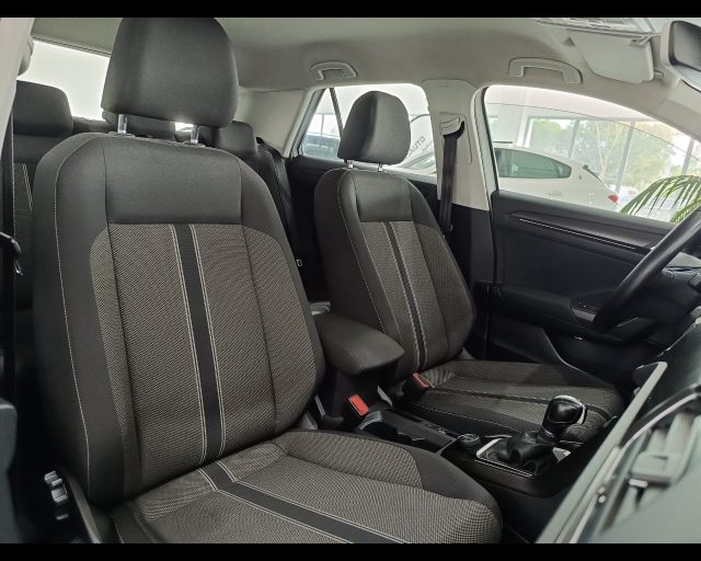 VOLKSWAGEN T-Roc usata, con Sensore di pioggia