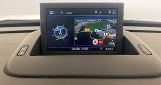 PEUGEOT 5008 usata, con Sistema di navigazione