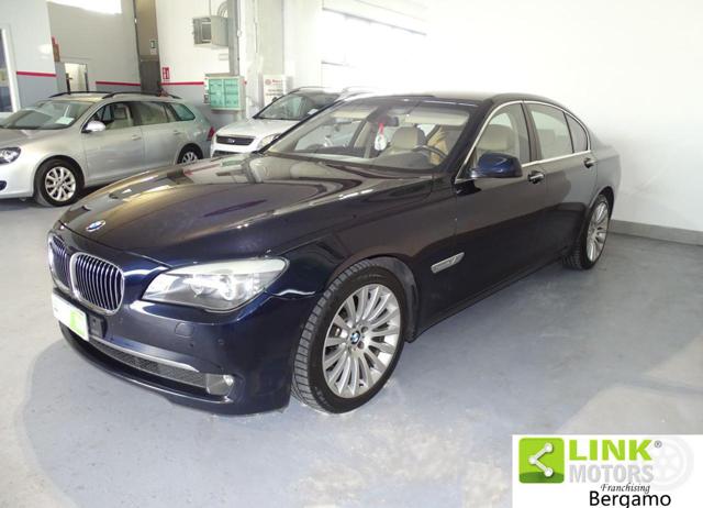 BMW 730 usata, con Park Distance Control