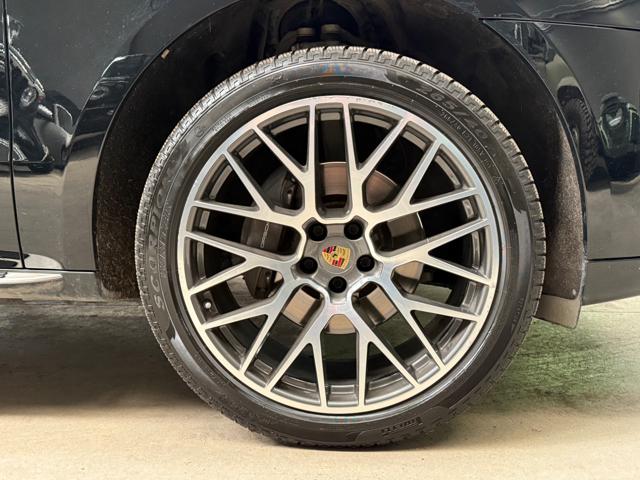 PORSCHE Macan usata, con Luci diurne LED