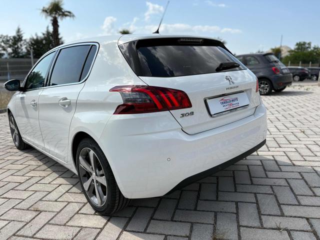 PEUGEOT 308 usata, con Sistema di navigazione