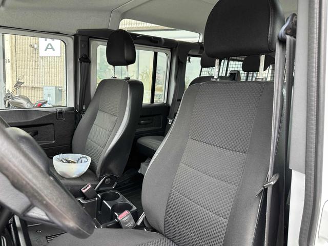 LAND ROVER Defender usata 18