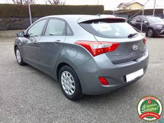 HYUNDAI i30 usata, con Airbag laterali
