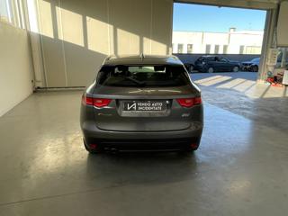 JAGUAR F-Pace usata, con Autoradio