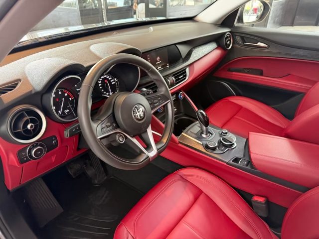 ALFA ROMEO Stelvio usata, con Fari Xenon