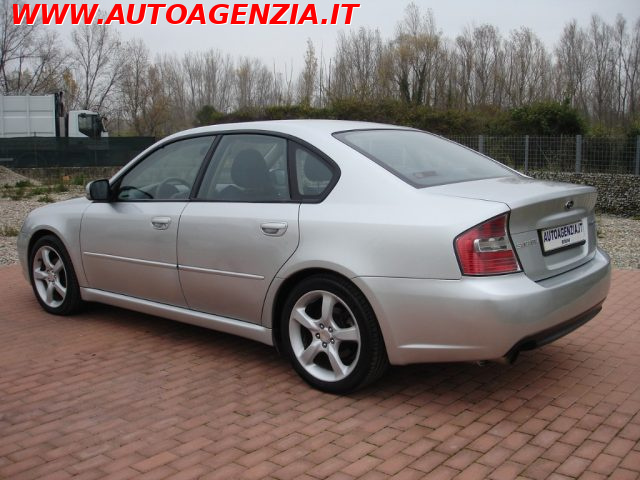 SUBARU Legacy usata 4