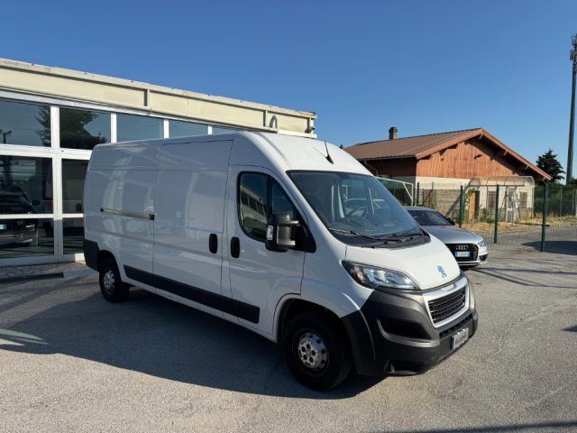 PEUGEOT Boxer usata, con Alzacristalli elettrici