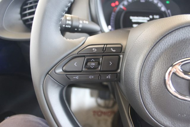 TOYOTA Aygo X usata, con Airbag testa