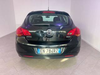 OPEL Astra usata 8