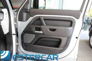 LAND ROVER Defender usata, con Trazione integrale
