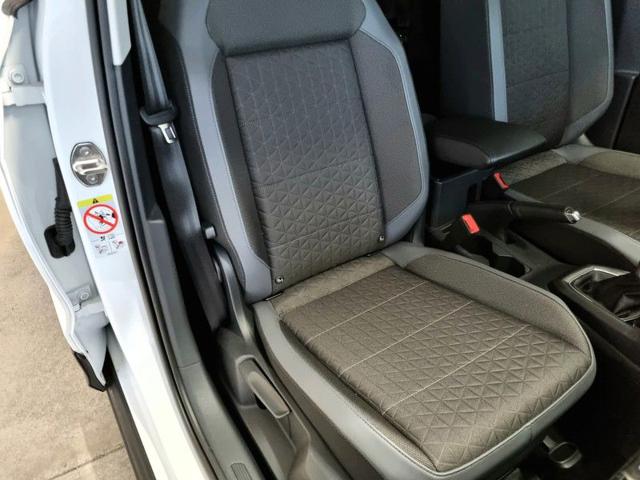 VOLKSWAGEN T-Cross usata, con Hill holder