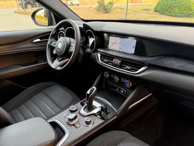 ALFA ROMEO Stelvio usata, con Trazione integrale