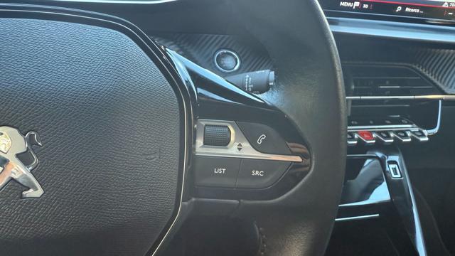 PEUGEOT 2008 usata, con Boardcomputer