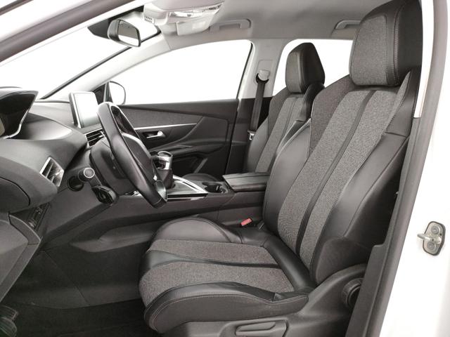 PEUGEOT 3008 usata, con Alzacristalli elettrici