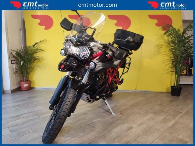 TRIUMPH Tiger 800 usata 1