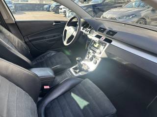 VOLKSWAGEN Passat usata, con Controllo trazione