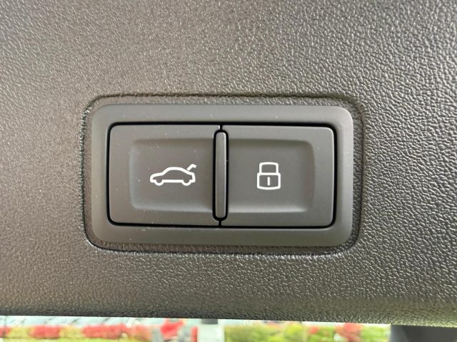 AUDI Q3 usata, con Volante in pelle