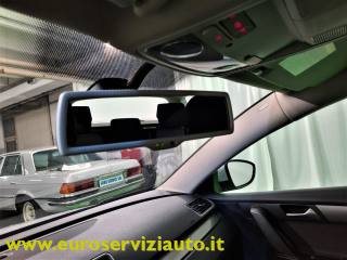 VOLKSWAGEN Passat usata 44