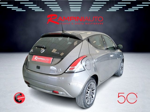 LANCIA Ypsilon usata 8