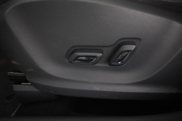 MG ZS usata 13