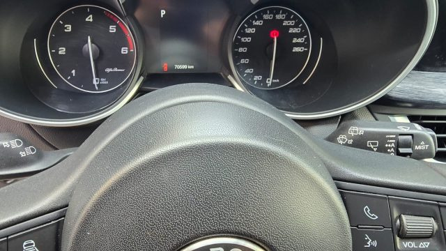ALFA ROMEO Stelvio usata, con Climatizzatore