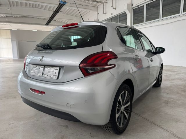 PEUGEOT 208 usata, con Airbag Passeggero