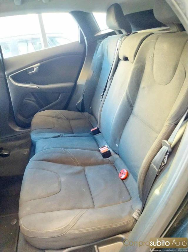 VOLVO V40 usata, con Servosterzo