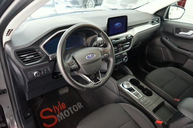 FORD Kuga usata, con Autoradio