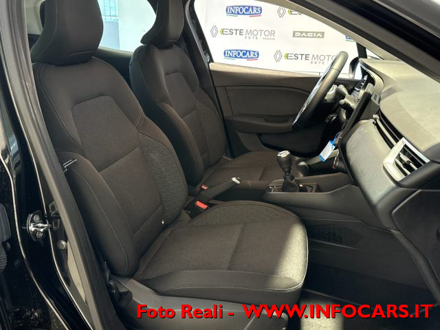 RENAULT Clio usata, con Autoradio