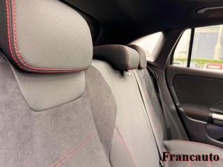 MERCEDES-BENZ GLA 200 usata, con Controllo automatico clima
