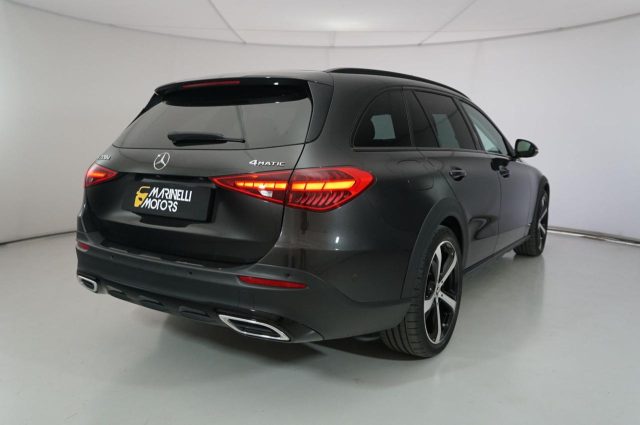 MERCEDES-BENZ C 220 usata, con Airbag