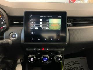 RENAULT Clio usata, con USB