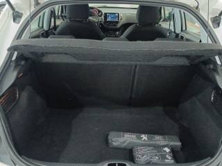 PEUGEOT 208 usata, con Fendinebbia