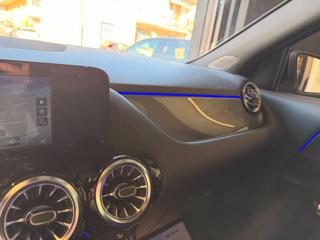 MERCEDES-BENZ GLA 200 usata, con Touch screen