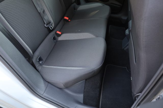 VOLKSWAGEN Taigo usata 121