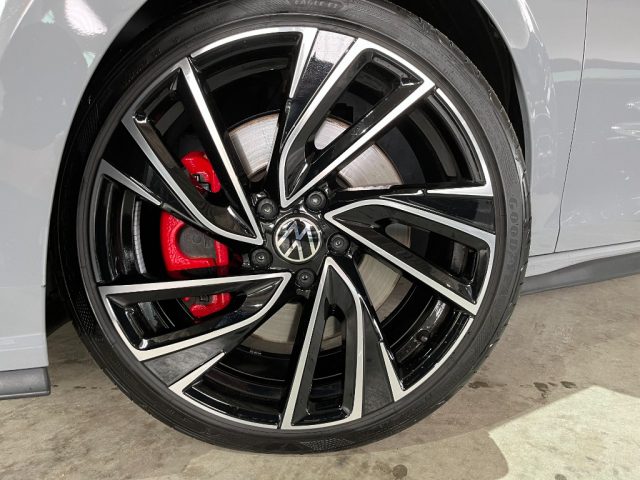 VOLKSWAGEN Golf usata, con Chiusura centralizzata