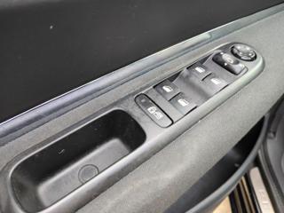 PEUGEOT 5008 usata, con Servosterzo
