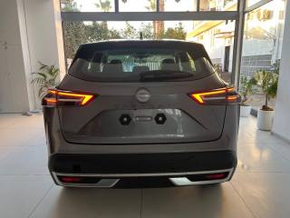 NISSAN Qashqai usata, con Controllo automatico clima