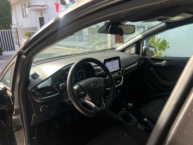 FORD Fiesta usata, con Autoradio digitale