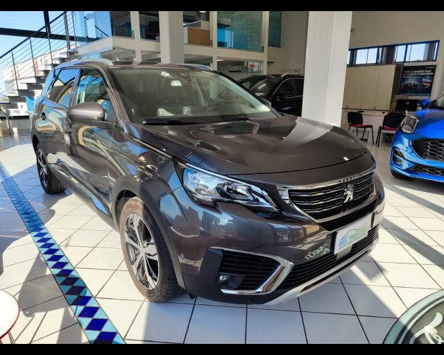 PEUGEOT 5008 usata, con ESP