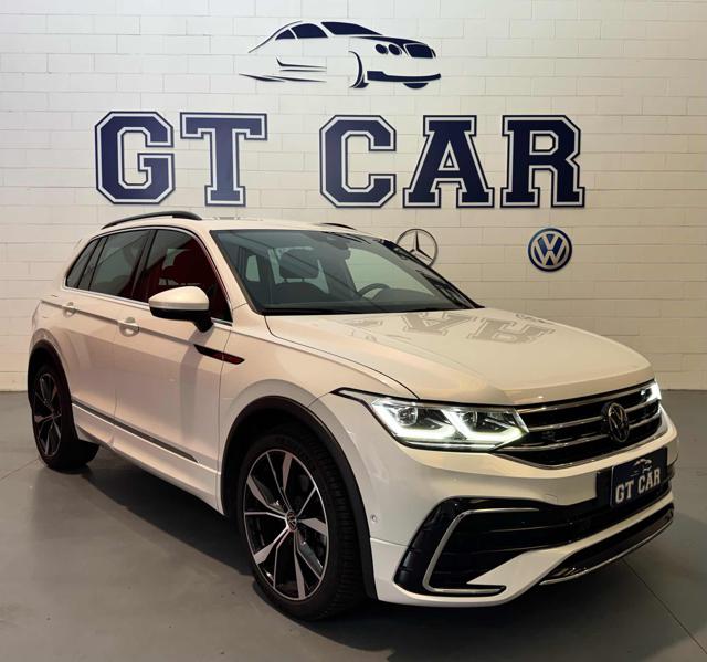 VOLKSWAGEN Tiguan usata, con Airbag laterali