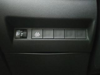 PEUGEOT 208 usata, con Controllo automatico clima